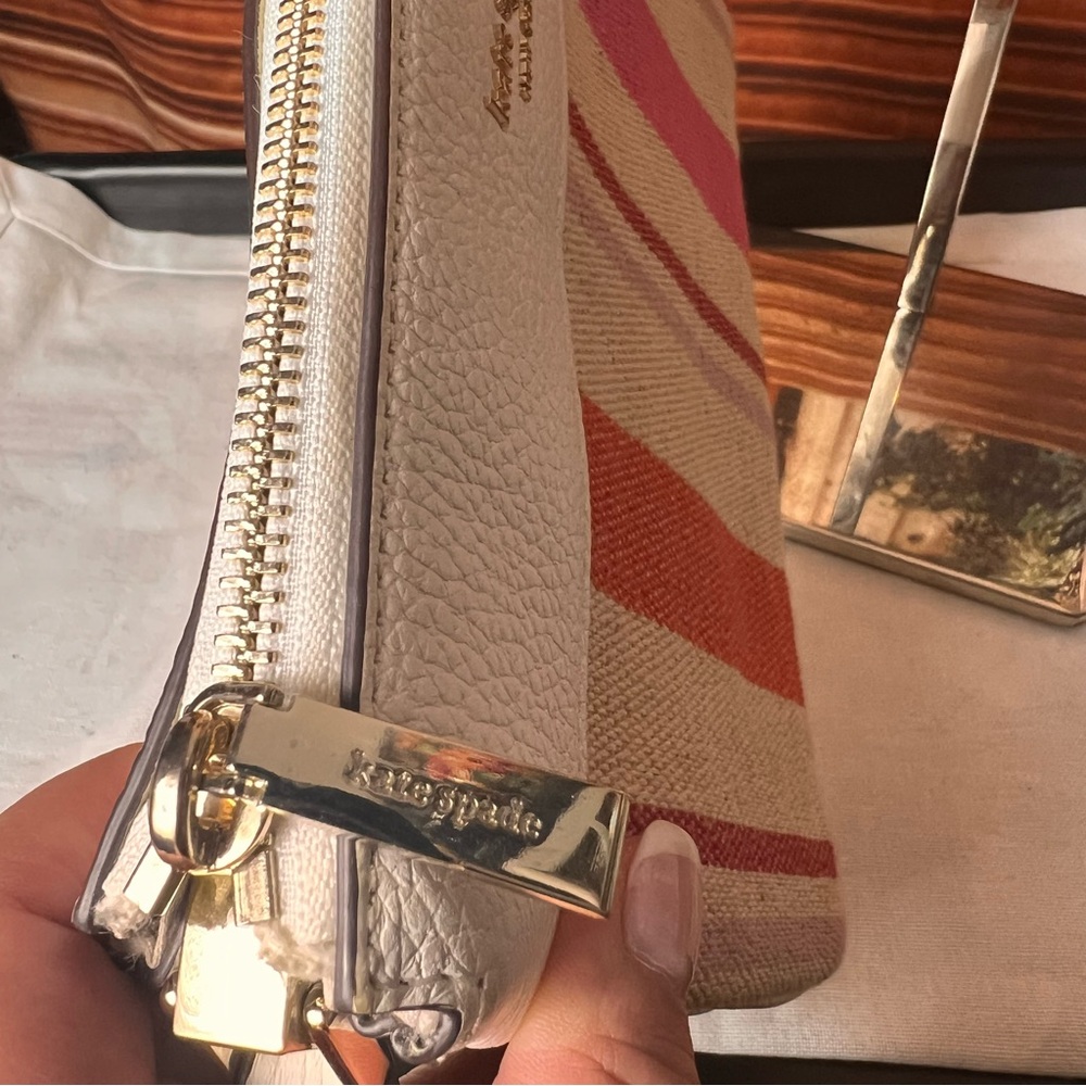 Kate Spade Leila Pink and Orange Crossbody Bag with Modern Design, triple gusset - Picture 4 of 17